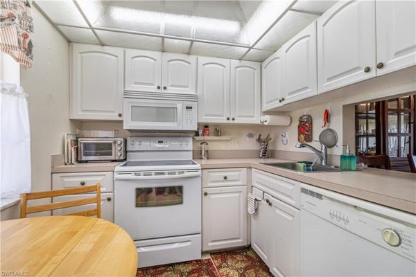 Seven Lakes, 1828 Pine Valley Dr #309, Fort Myers, Florida 33907, image 3