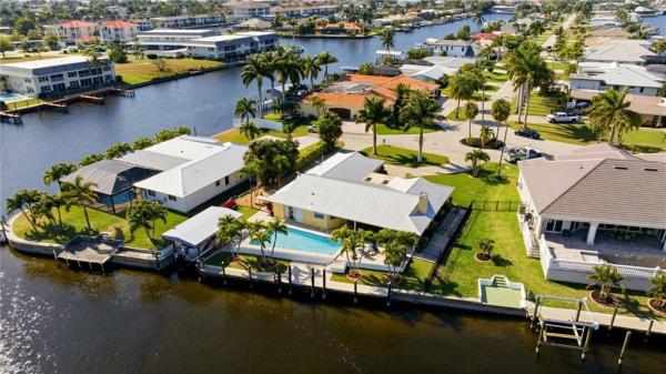 Cape Coral, 1755 40th Ter, Cape Coral, Florida 33904, image 2