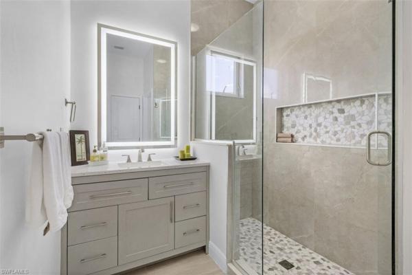 Cape Coral, 2604 Cape Coral Pkwy W, Cape Coral, Florida 33914, image 1