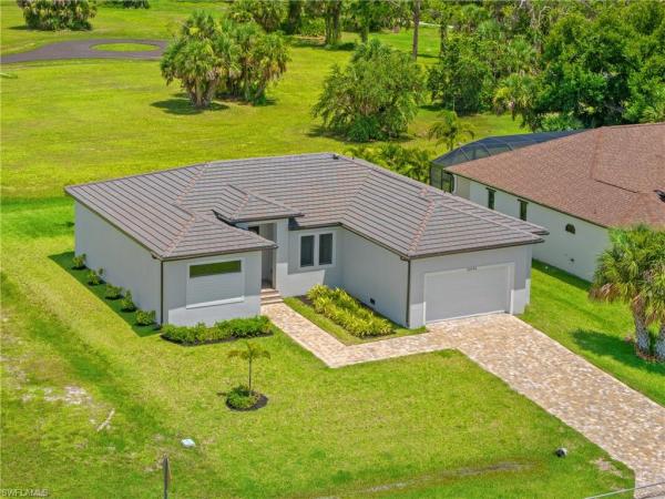 16506 Cape Horn Blvd, Punta Gorda, Florida 33955, image 2