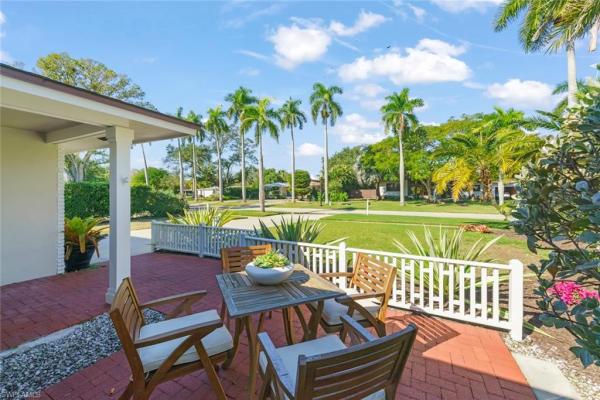 3325 Avocado Dr, Fort Myers, Florida 33901, image 1