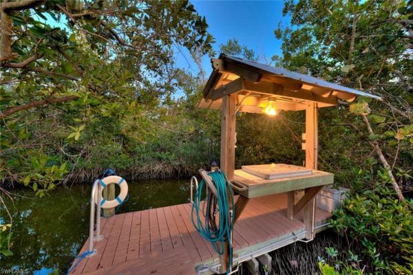 Sanibel Estates, 1056 Yachtsman Dr, Sanibel, Florida 33957, image 2