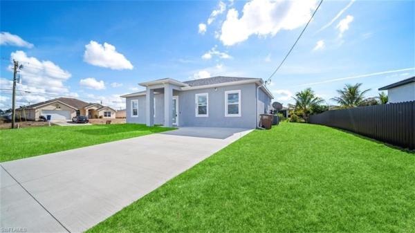 2501 W 26th St, Lehigh Acres, Florida 33971, image 1