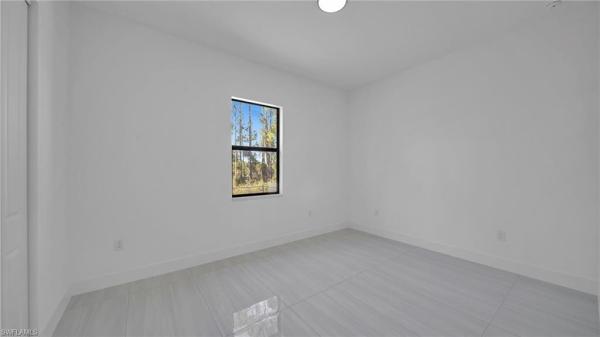Lehigh Acres, 804 S Oakridge Ave, Lehigh Acres, Florida 33974, image 1