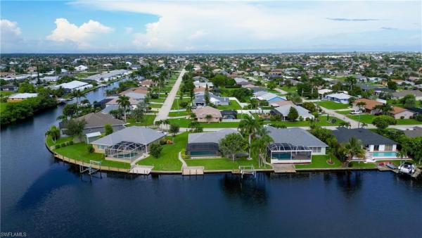 Cape Coral Residential, 4627 SW 2nd Ave, Cape Coral, Florida 33914, image 2