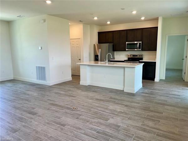 Cape Coral Residential, 4417 NW 34th St, Cape Coral, Florida 33993, image 3