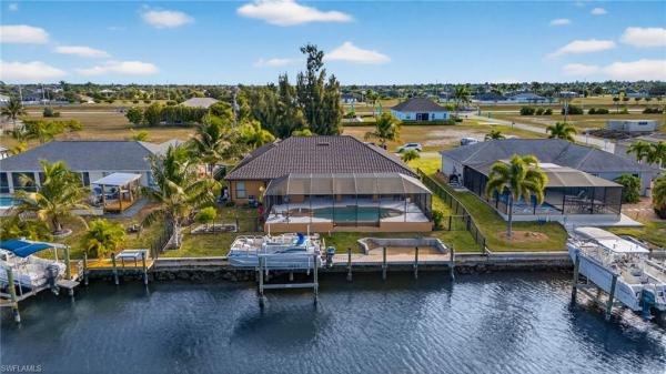 Cape Coral Residential, 228 NW 32nd Pl, Cape Coral, Florida 33993, image 2