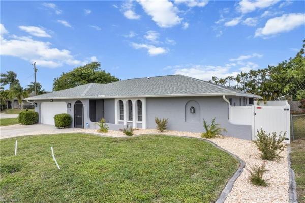 Cape Coral Residential, 431 SW 39th St, Cape Coral, Florida 33914, image 2