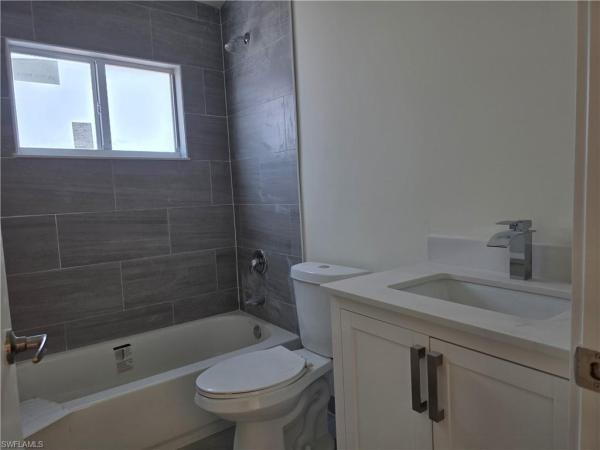 Lehigh Acres, 3030 SW 39th St, Lehigh Acres, Florida 33976, image 3