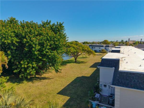 Myerlee Gardens, 6884 Sandtrap Dr #4, Fort Myers, Florida 33919, image 3