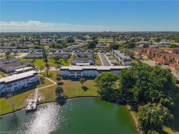 Myerlee Gardens, 6884 Sandtrap Dr #4, Fort Myers, Florida 33919, image 1