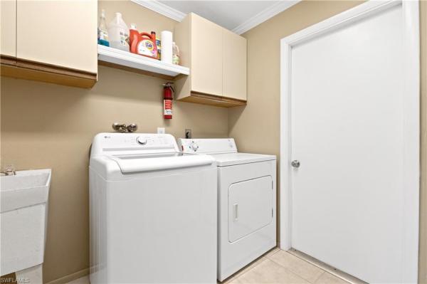 Cape Coral, 1413 SE 38th St, Cape Coral, Florida 33904, image 1