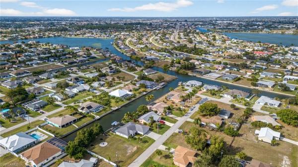Cape Coral Residential, 1206 SW 1st Pl, Cape Coral, Florida 33991, image 2