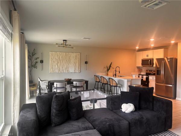 Lehigh Acres, 2811 SW 36th St, Lehigh Acres, Florida 33976, image 1