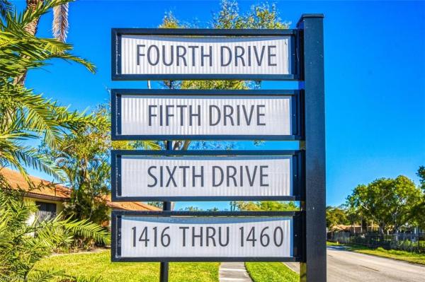 Hamlet, 1444 Park Shore Cir #3, Fort Myers, Florida 33901, image 1