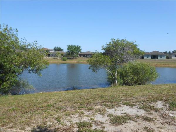Shadow Lakes, 154 Shadowview Ct, Lehigh Acres, Florida 33974, image 3