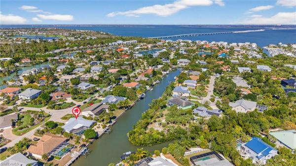 Shell Harbor, 952 Kings Crown Dr, Sanibel, Florida 33957, image 3