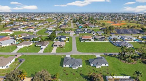 Cape Coral, 1128 19th Ave, Cape Coral, Florida 33993, image 1
