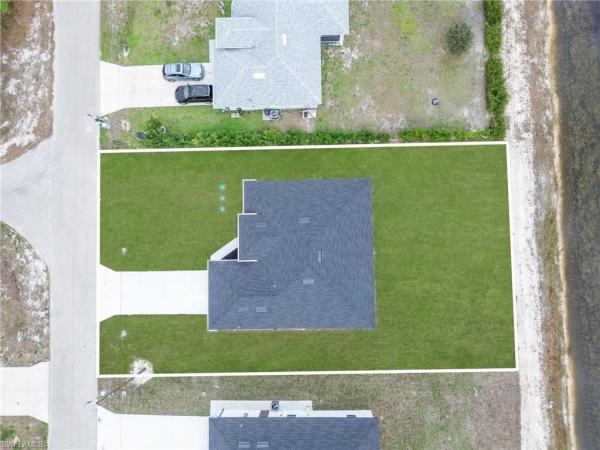 Lehigh Acres, 2901 S Villa Ave, Lehigh Acres, Florida 33976, image 1