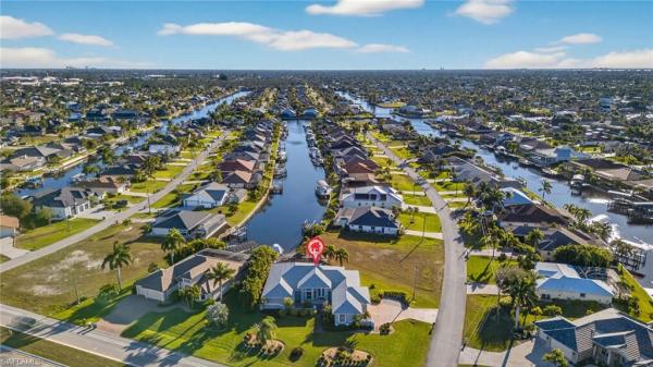 Cape Coral, 3815 Surfside Blvd, Cape Coral, Florida 33914, image 2