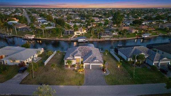 Cape Coral, 1211 SE 10th Ave, Cape Coral, Florida 33990, image 1