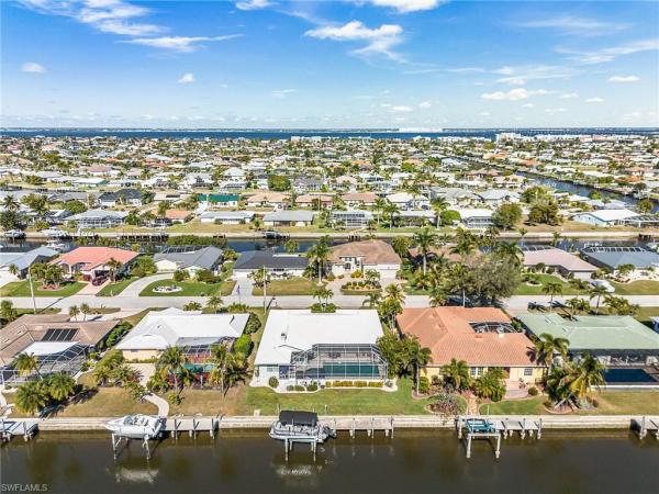 2085 El Cerito Ct, Punta Gorda, Florida 33950, image 1