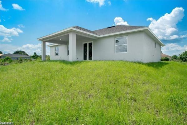 Lehigh Acres, 2906 SW 18th St, Lehigh Acres, Florida 33976, image 1