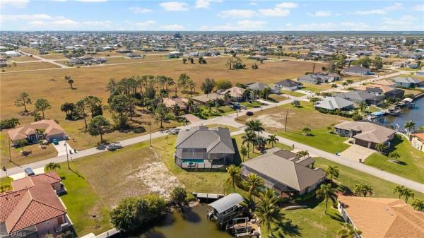 Cape Coral, 1707 34th Ave, Cape Coral, Florida 33993, image 2