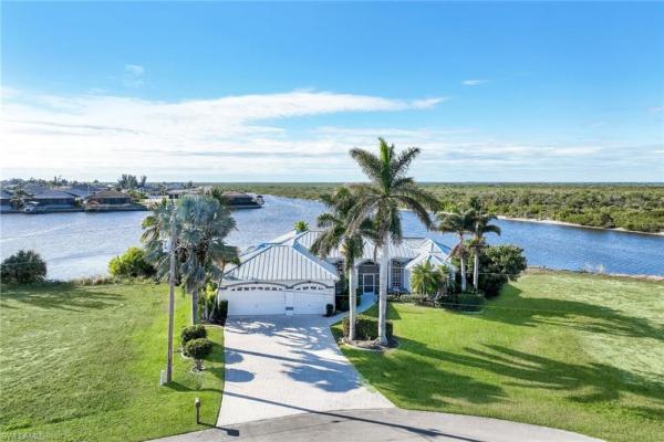 Cape Coral Residential, 4640 33rd Ter, Cape Coral, Florida 33993, image 3