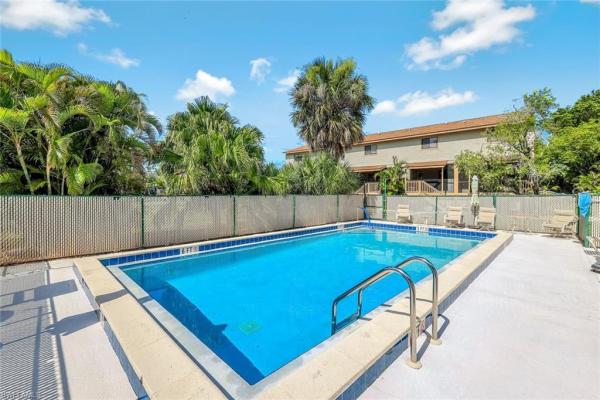 13532 Siesta Pines Ct #5, Fort Myers, Florida 33908, image 1
