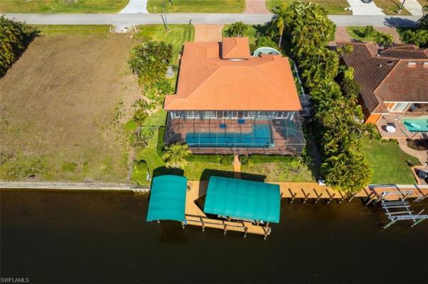 Deep Lagoon Estates, 130 Montrose Dr, Fort Myers, Florida 33919, image 3