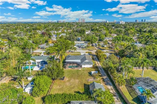 Suburbia, 1670 Braman Ave, Fort Myers, Florida 33901, image 1