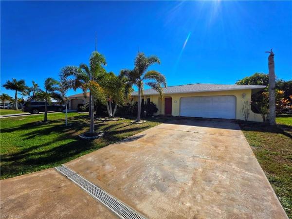 Cape Coral Residential, 2210 SE 5th Ter, Cape Coral, Florida 33990, image 2