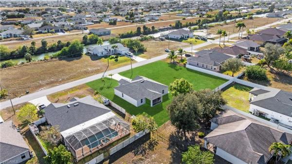 Cape Coral Residential, 343 NE 25th Ter, Cape Coral, Florida 33909, image 2