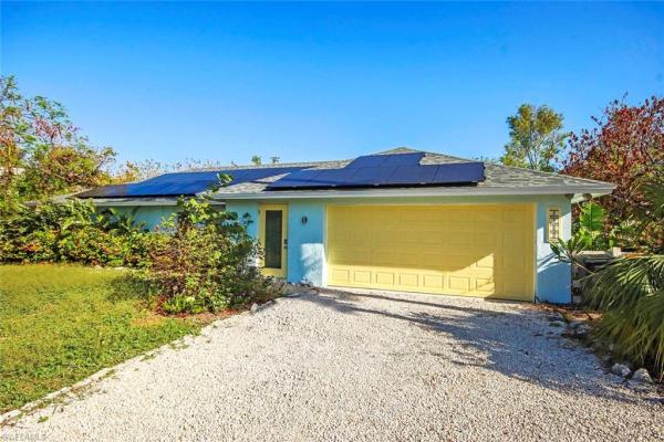 Sanibel Bayous, 4560 Brainard Bayou Rd, Sanibel, Florida 33957, image 2