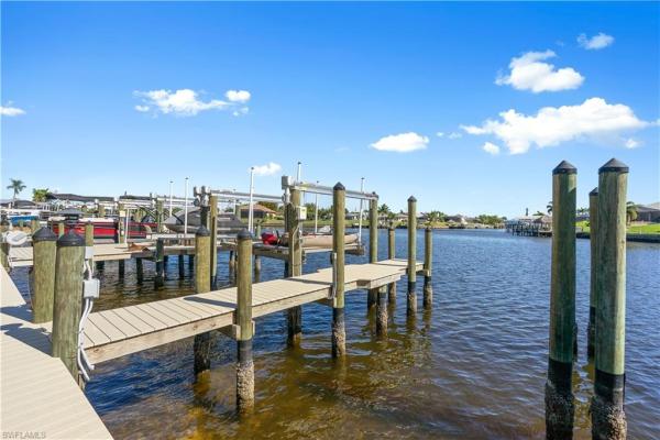 Aqua Vista, 3609 SE 10th Ave #202, Cape Coral, Florida 33904, image 2