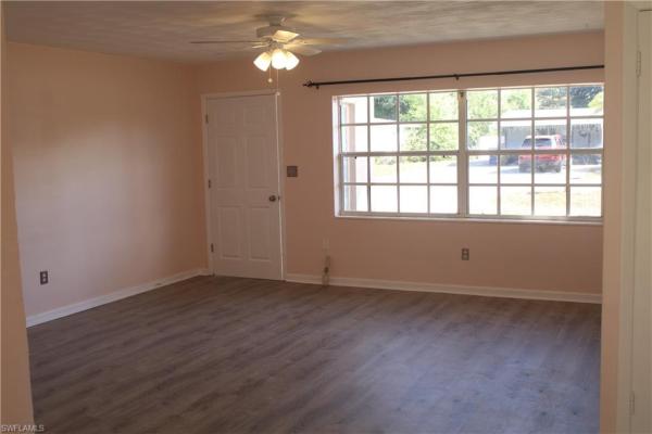 Sengs, 382 Ottumwa Ave, Fort Myers, Florida 33905, image 1