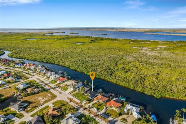 Cape Coral, 3724 Surfside Blvd, Cape Coral, Florida 33914, image 1