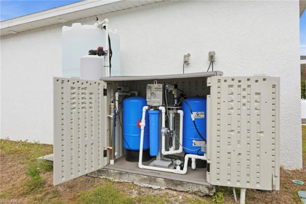 Cape Coral Residential, 2805 NE 7th Ave, Cape Coral, Florida 33909, image 3
