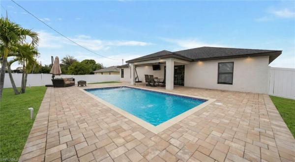 Cape Coral Residential, 328 SW 19th Ter, Cape Coral, Florida 33991, image 3