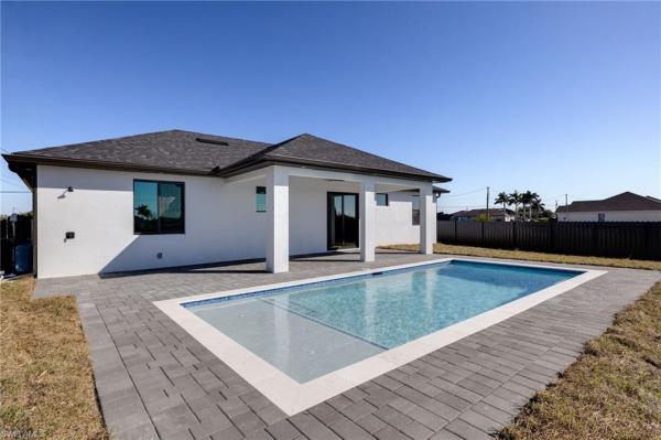 Cape Coral Residential, 212 31st Pl, Cape Coral, Florida 33993, image 3
