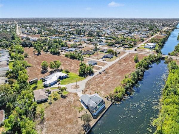Cape Coral Residential, 2369 NE 43rd Ln, Cape Coral, Florida 33909, image 1