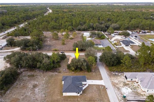 Lehigh Acres, 2406 E 23rd St, Alva, Florida 33920, image 2