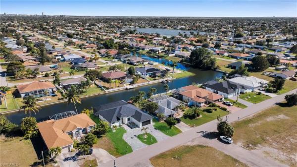 Cape Coral Residential, 107 SE 16th Pl, Cape Coral, Florida 33990, image 1