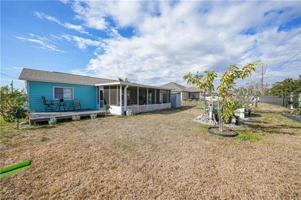 Cape Coral No HOA, 2213 NE 6th Pl, Cape Coral, Florida 33909, image 2