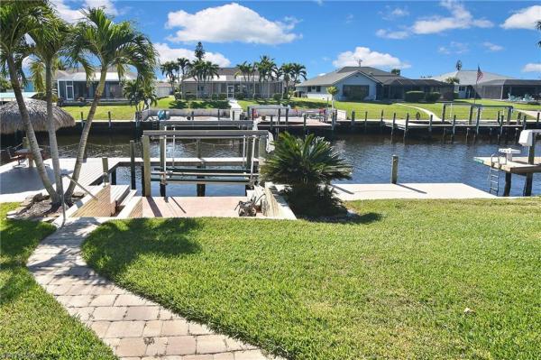 Cape Coral Residential, 1306 Shelby Pkwy, Cape Coral, Florida 33904, image 3