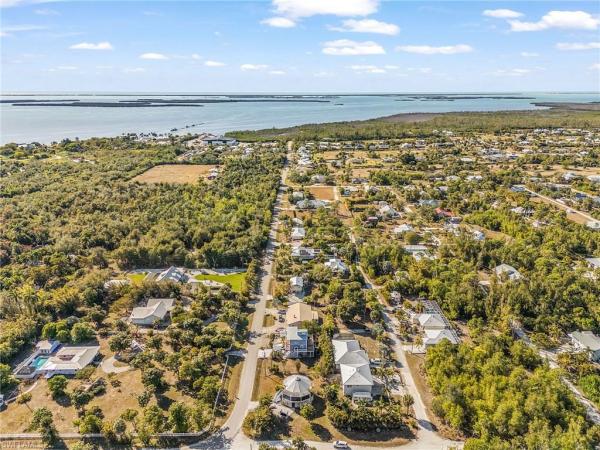 Sundiet Village, 7250 Caloosa Dr, Bokeelia, Florida 33922, image 2