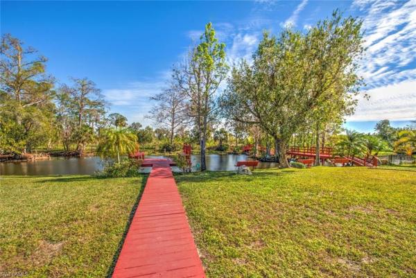 Kings Bay Estates, 17236 Castleview Dr, North Fort Myers, Florida 33917, image 2