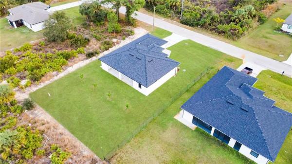Lehigh Acres, 3222 W 58th St, Lehigh Acres, Florida 33971, image 1