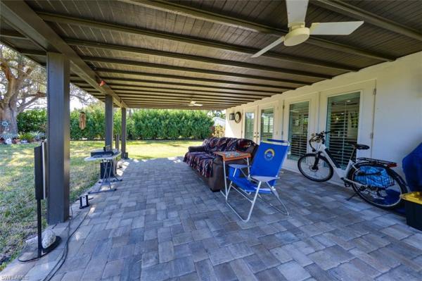 McGregor Gardens, 6304 S Saint Andrews Cir, Fort Myers, Florida 33919, image 1